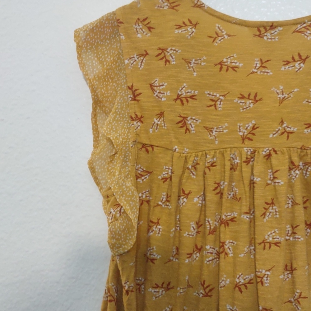 PRE OWNED LUCKY BRAND CAP SLEEVE FLORAL SHIRT SIZE S/P - Picture 6 of 10